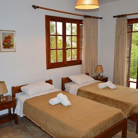 Maria Parameriti Apartments Poros  Eksteriør billede