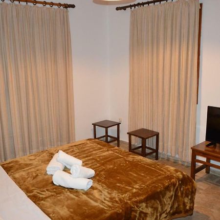 Maria Parameriti Apartments Poros  Eksteriør billede