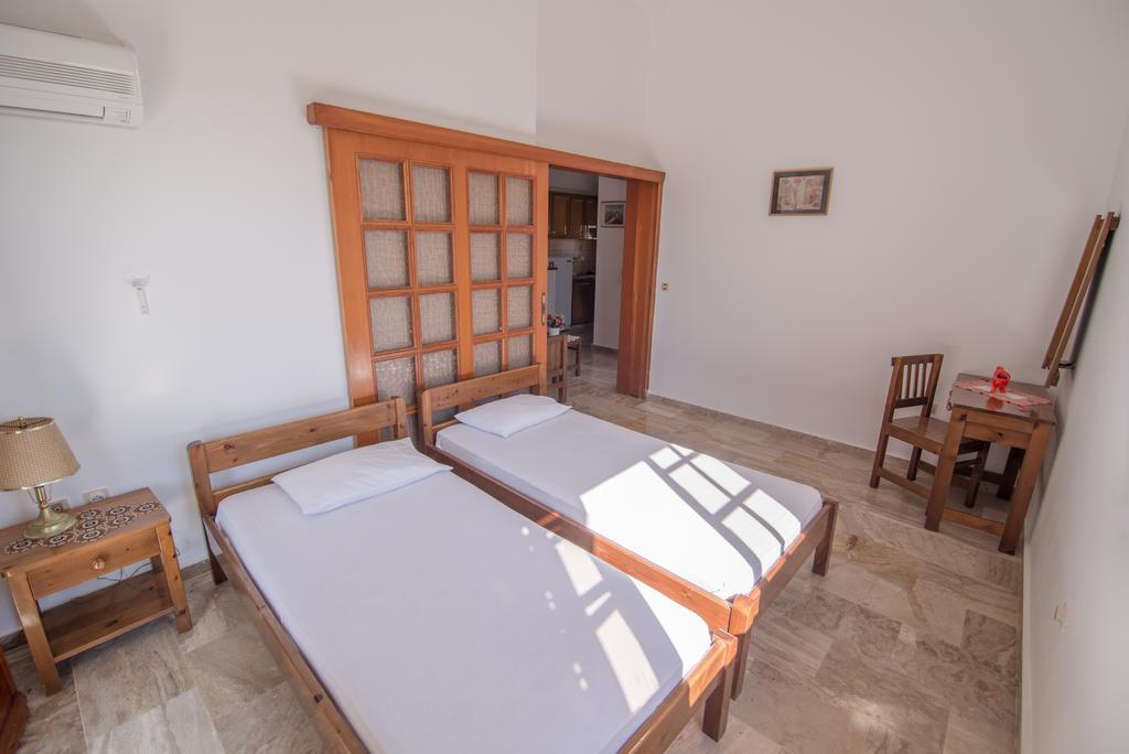 Maria Parameriti Apartments Poros  Eksteriør billede