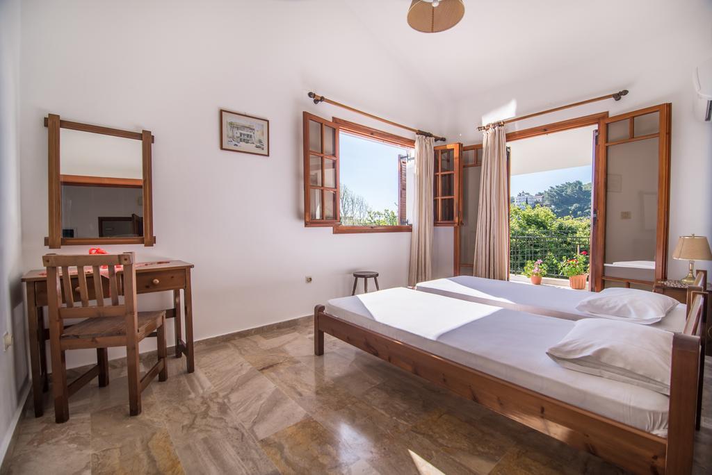Maria Parameriti Apartments Poros  Eksteriør billede