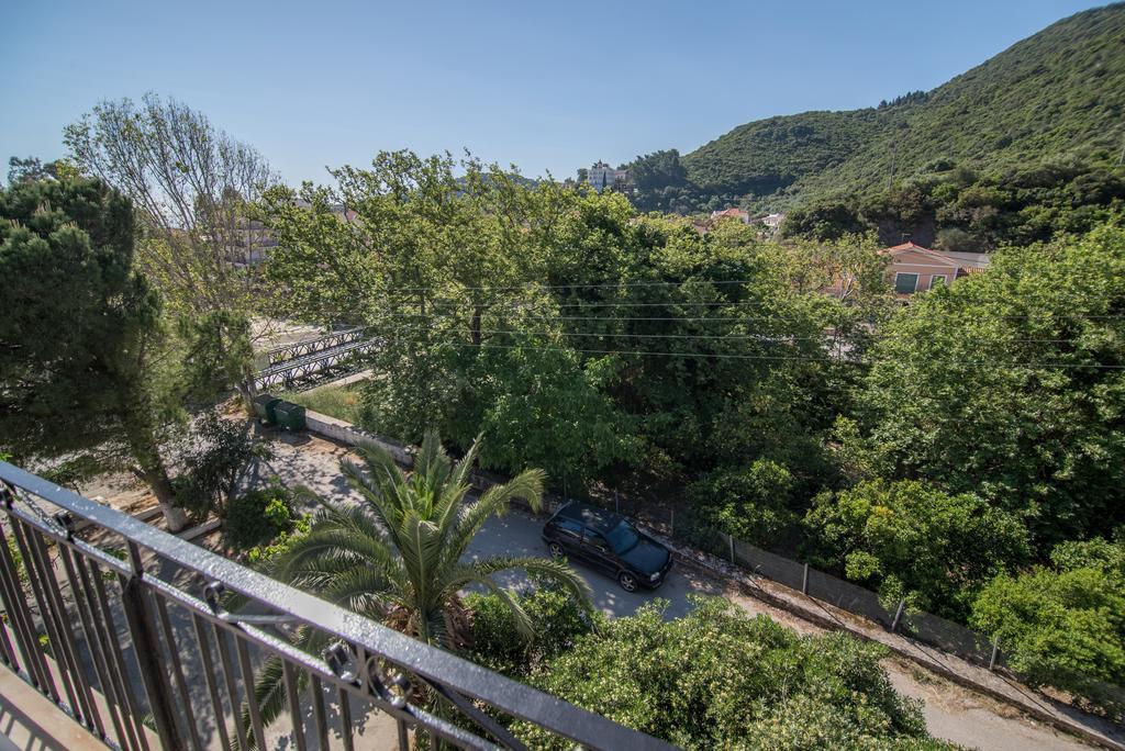 Maria Parameriti Apartments Poros  Eksteriør billede