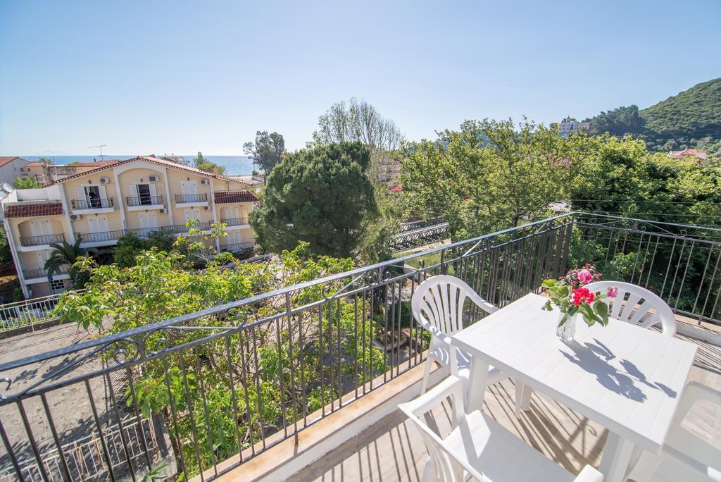 Maria Parameriti Apartments Poros  Eksteriør billede