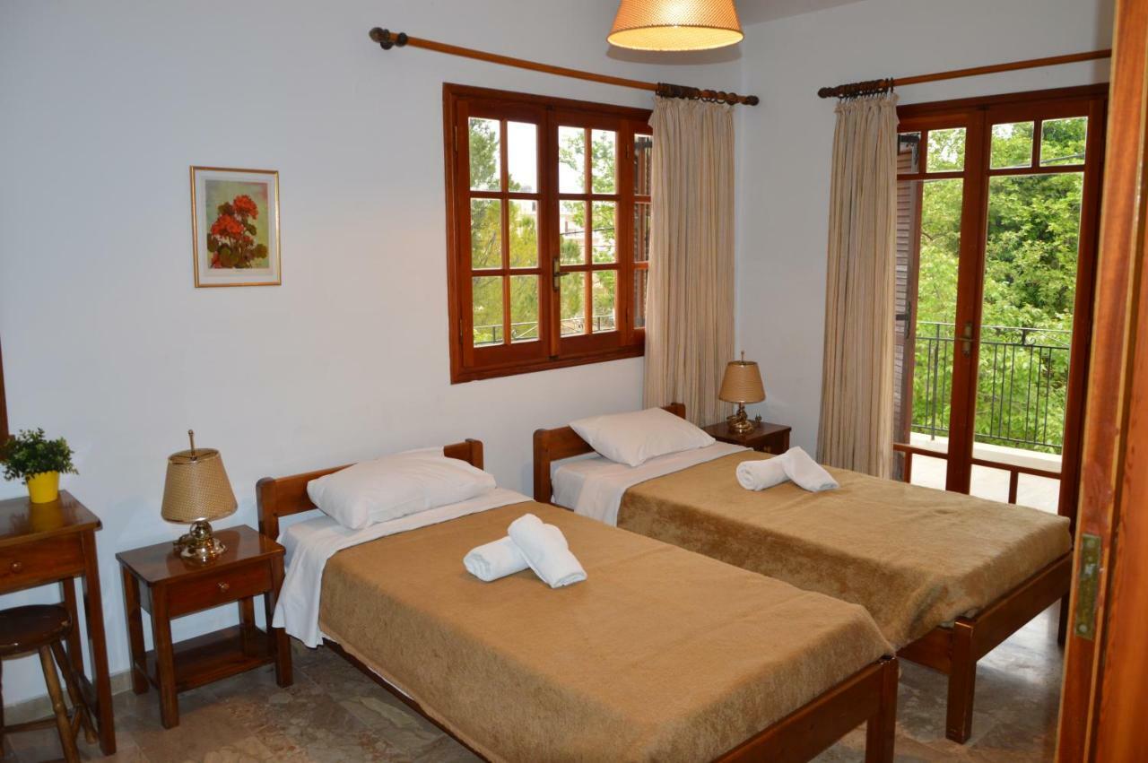 Maria Parameriti Apartments Poros  Eksteriør billede