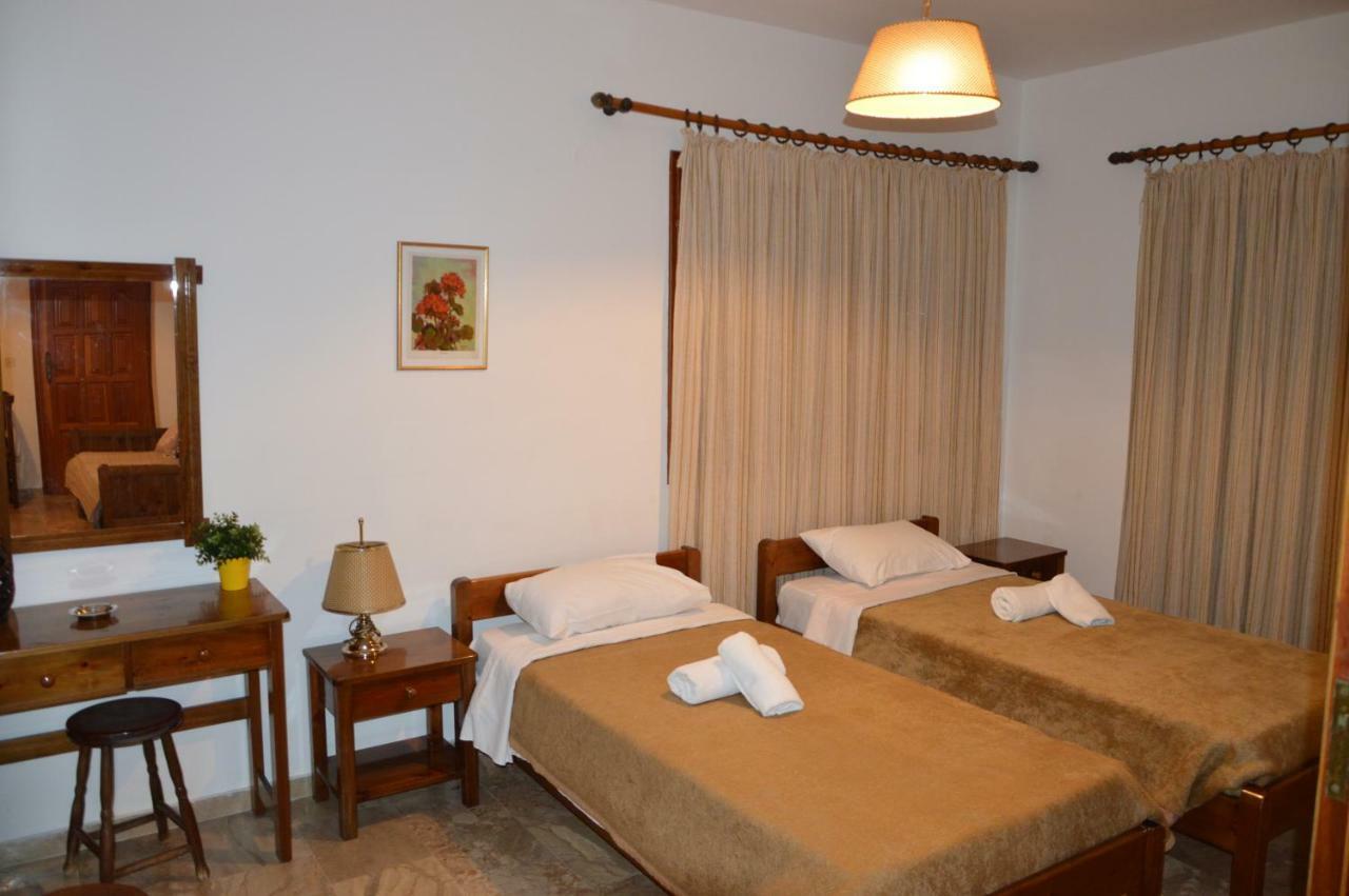 Maria Parameriti Apartments Poros  Eksteriør billede