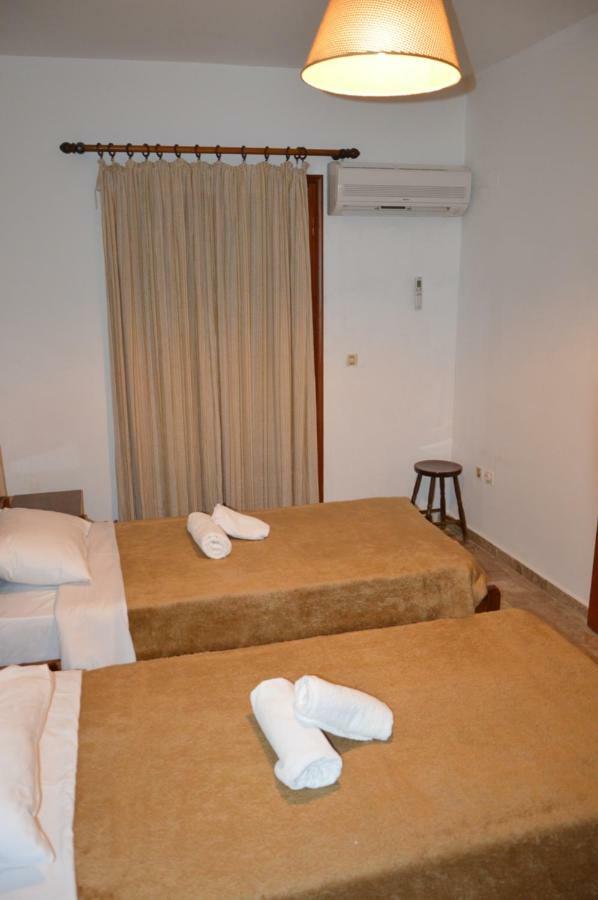 Maria Parameriti Apartments Poros  Eksteriør billede
