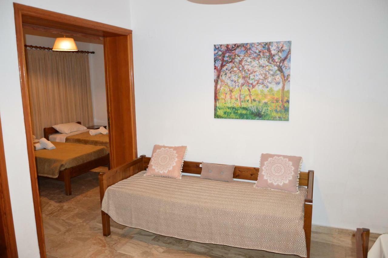 Maria Parameriti Apartments Poros  Eksteriør billede