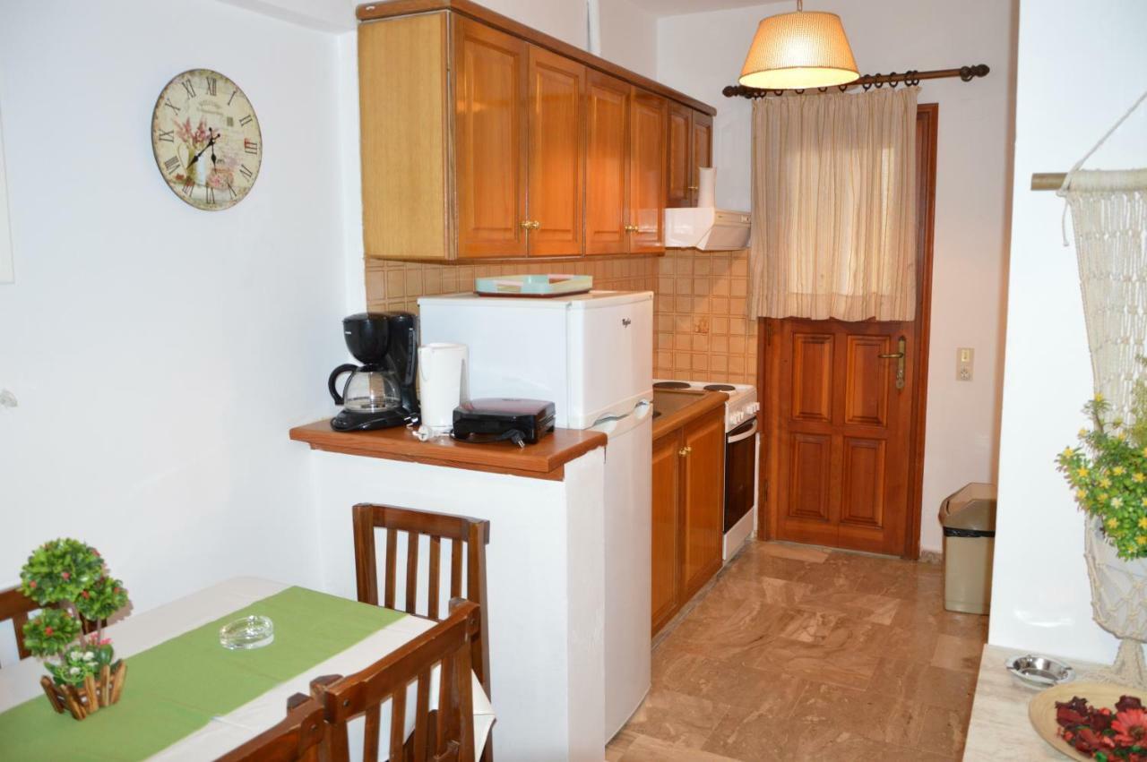 Maria Parameriti Apartments Poros  Eksteriør billede