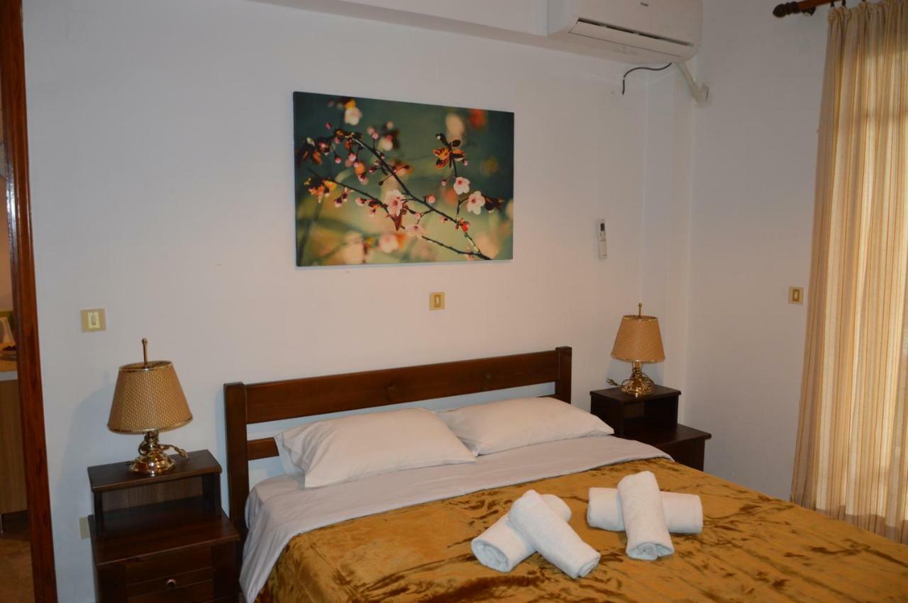 Maria Parameriti Apartments Poros  Eksteriør billede