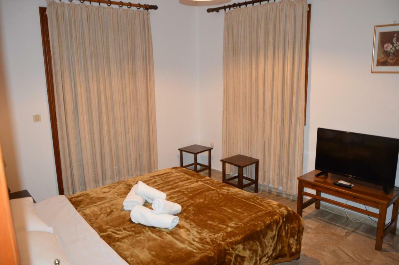 Maria Parameriti Apartments Poros  Eksteriør billede